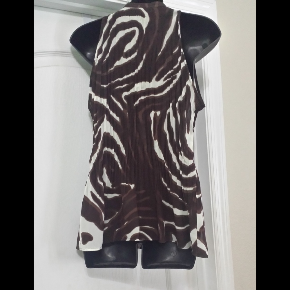 Nue Options Top - Picture 4 of 4